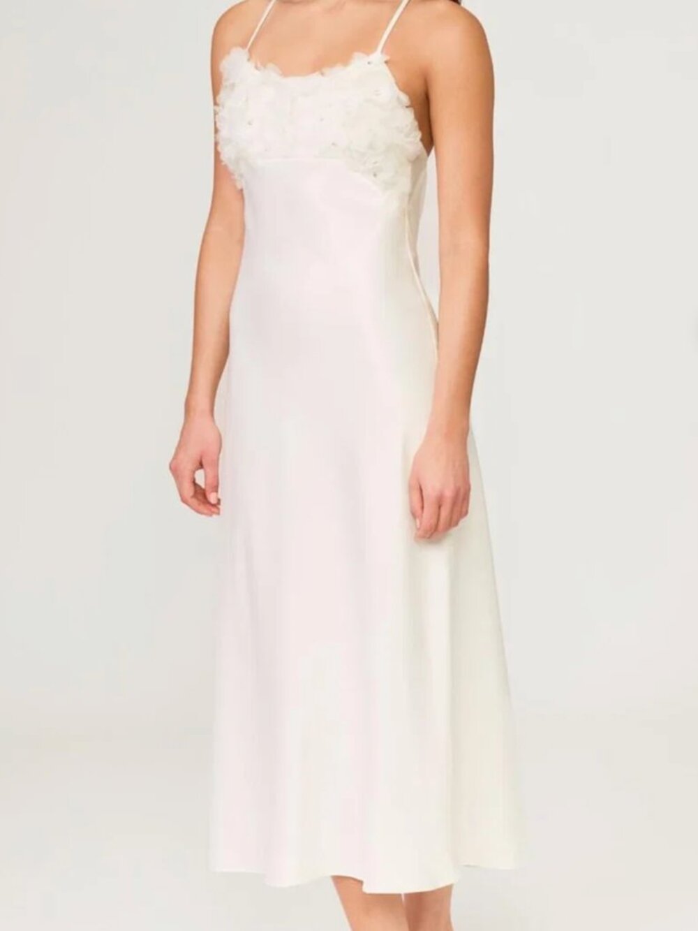 RYA HAVEN GOWN - SIZE: L